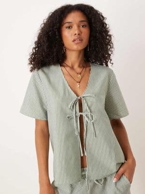 JDY tie front seersucker top
