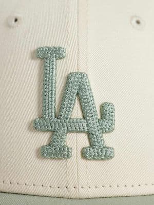 New Era LA Dodgers 9forty side script contrast peak cap