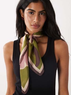 Mango neck scarf