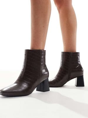 London Rebel Nova mid ankle boots
