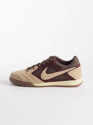 Nike Gato sneakers