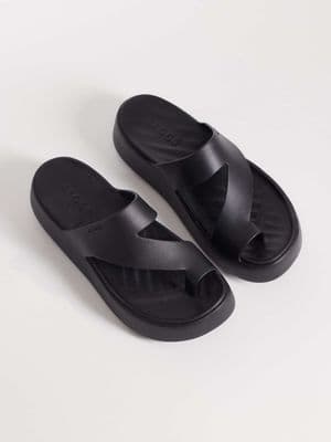 Crocs Getaway Platform Toe Loop sandals
