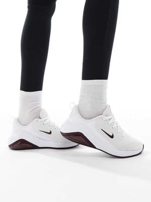 Nike Training Air Zoom Bella 7 sneakers
