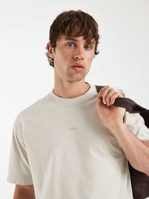 Hollister chest logo t-shirt