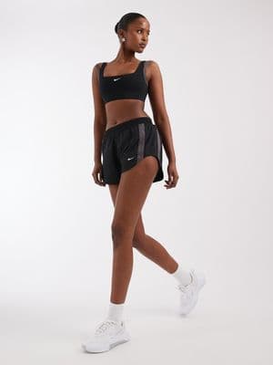 Nike One Training woven shorts