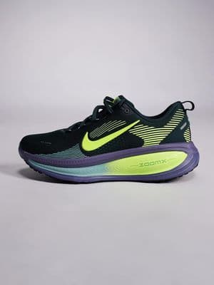 Nike Running Vomero 18 sneakers