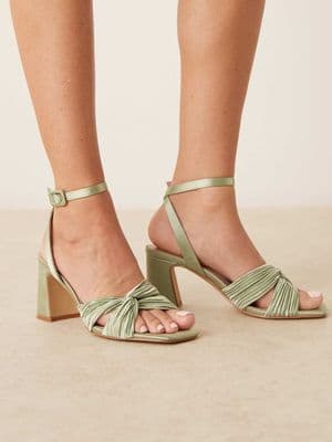 Be Mine Bridal Divaa plissé block heeled sandals