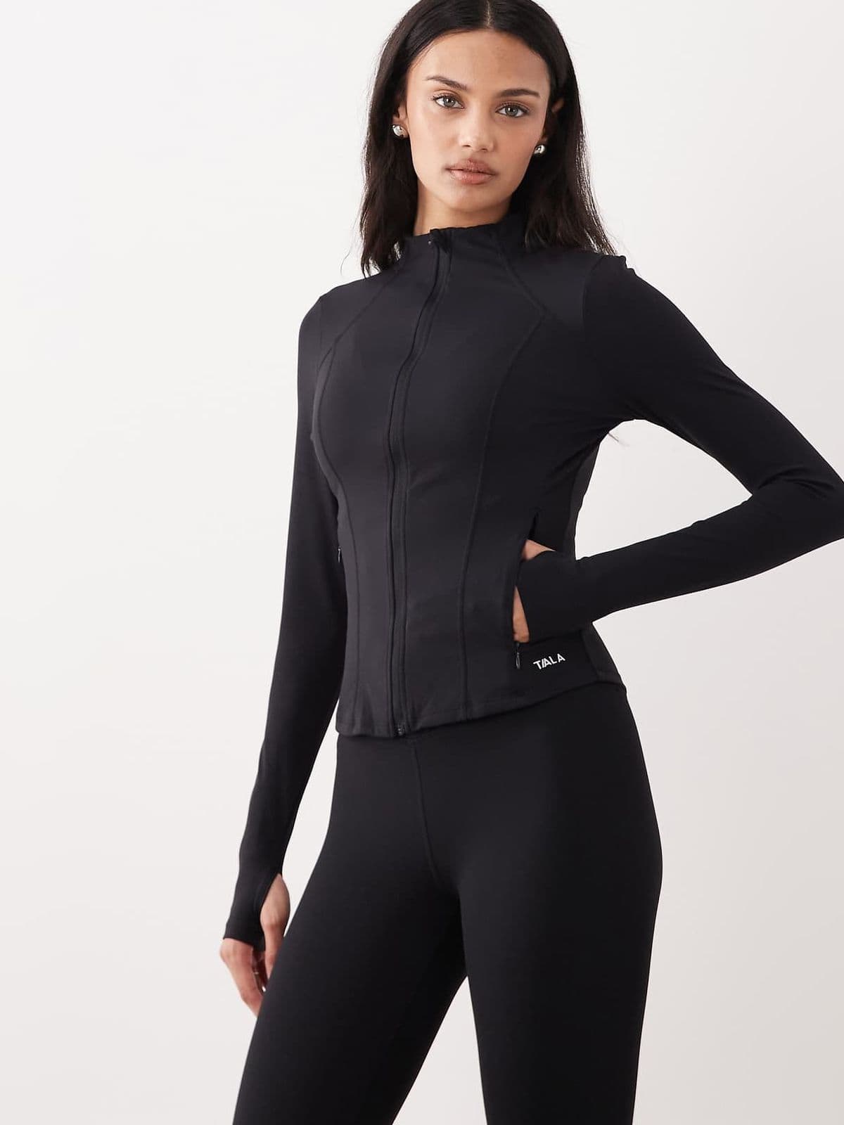 ASOS product image d94e0a4cd481