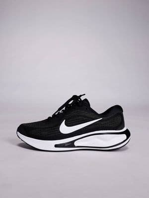 Nike Journey Run sneakers