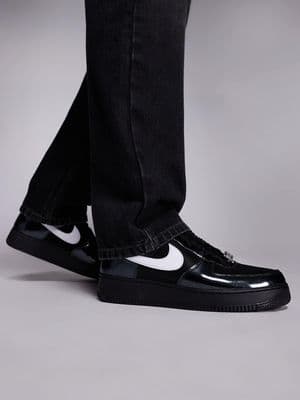 Nike Air Force 1 '07 LV8 sneakers