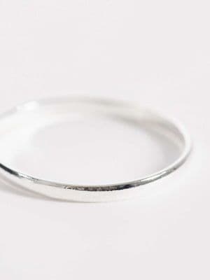 Kingsley Ryan dainty band ring