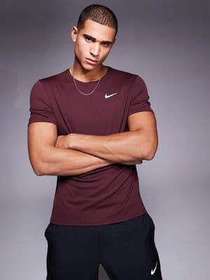 Nike Running Miler Dri-FIT T-shirt