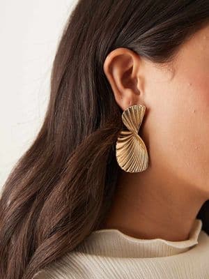 DesignB London fanned statement stud earring