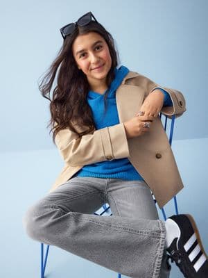 Short trench coat