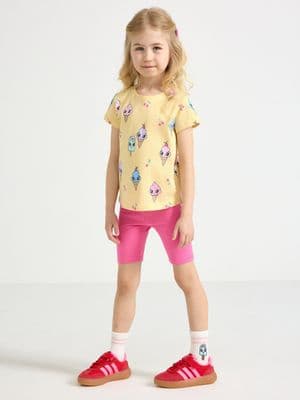 Set - top and cycling shorts