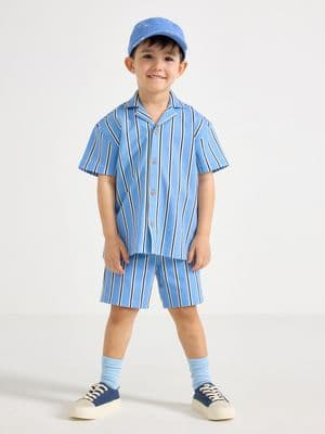 Set - top and sweat shorts