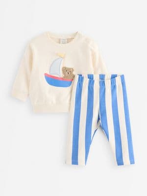 Set with sweater and leggings