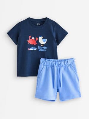 Set - t-shirt and sweat shorts