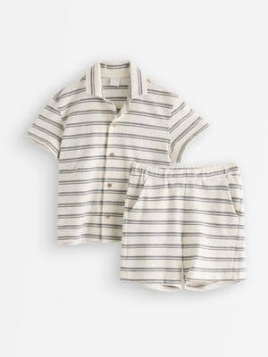Set - shirt and shorts