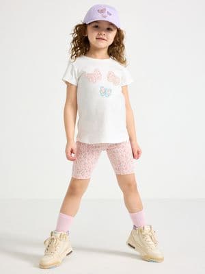Set - top and cycling shorts
