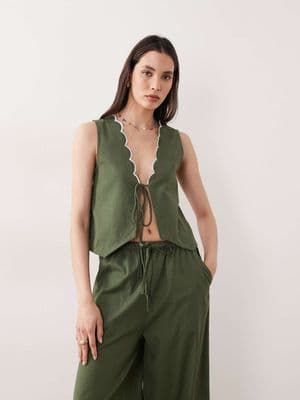 Esmee tie front beach top