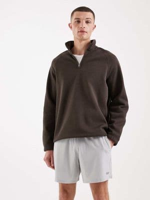 Hollister mid thigh flex logo shorts