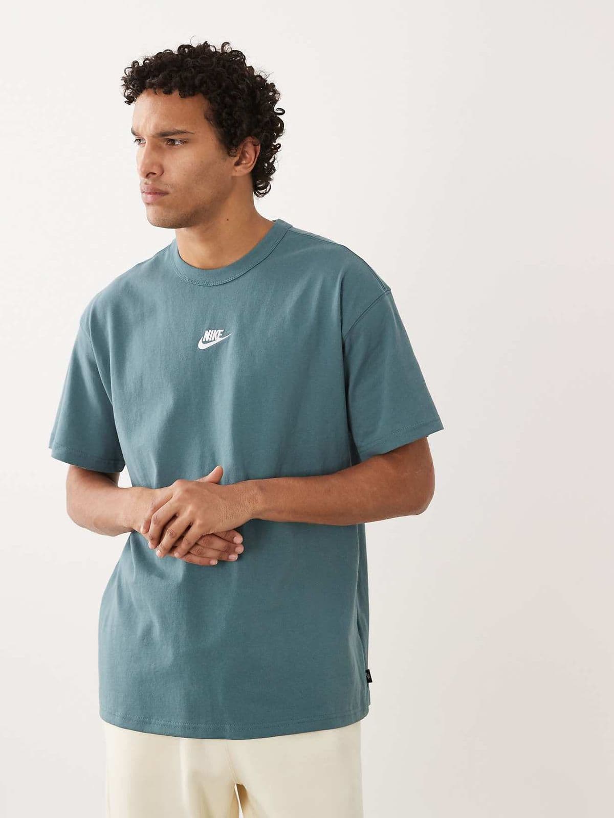 ASOS product image b944f8a2b44b