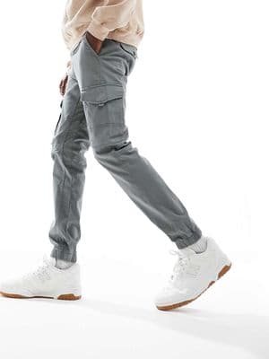 Jack & Jones Intelligence cuffed cargo pants